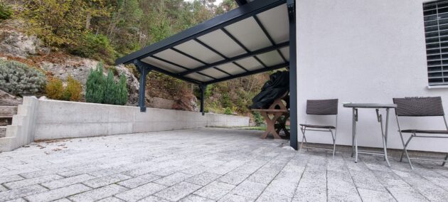 Nadstrešek ob hiši - slika 2